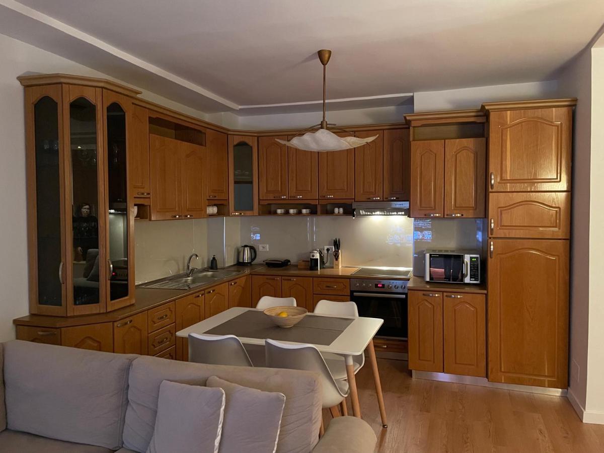 Proper Apartment 1 Tiranë Ngoại thất bức ảnh