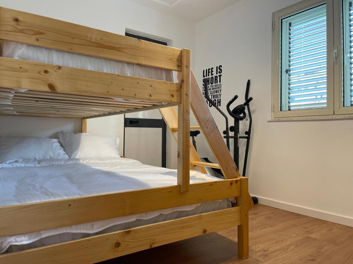 Proper Apartment 1 Tiranë Ngoại thất bức ảnh