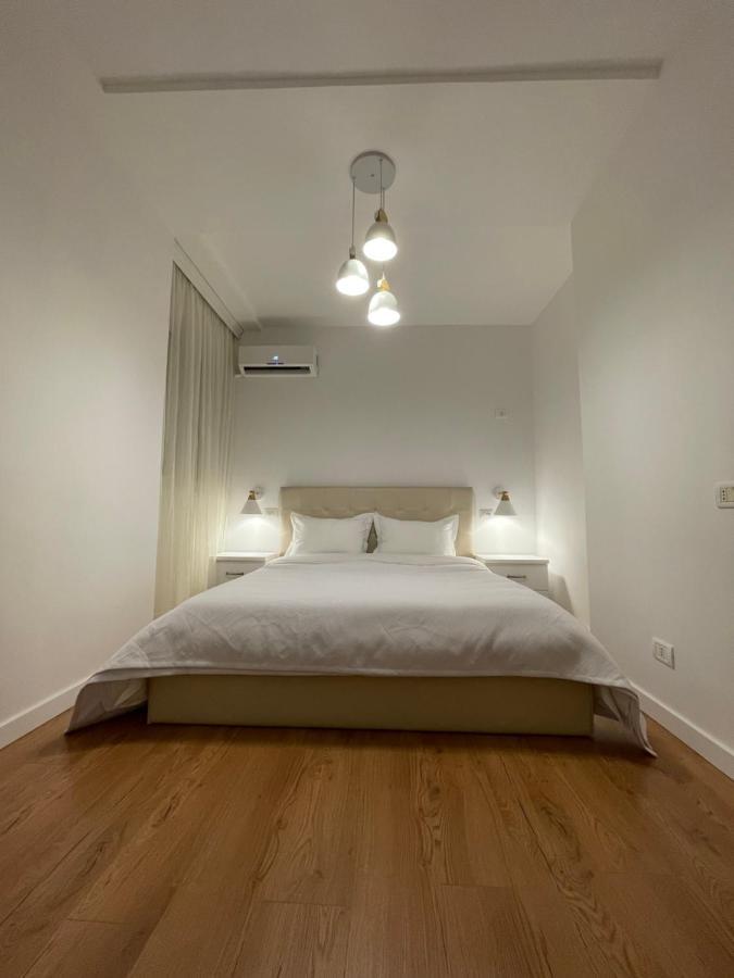 Proper Apartment 1 Tiranë Ngoại thất bức ảnh
